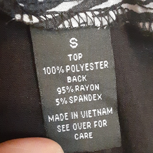 Sheer IZ Byer top - Picture 4 of 4
